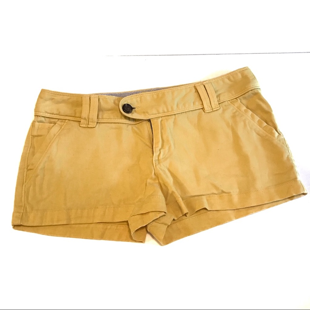 Red Camel yellow shorts